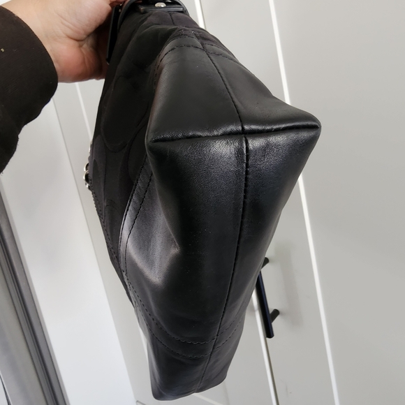 NUC Authentic Coach shoulder or crossbody bag - Picture 2 of 15